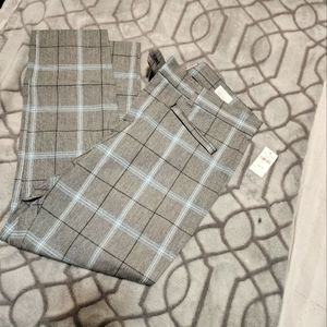 Size 12 GAP skinny stretch pants